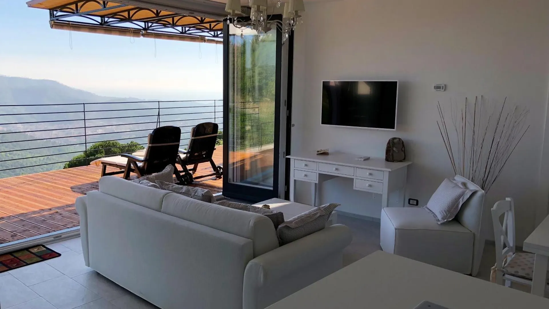 Chincamea Bed & Breakfast Casarza Ligure 0*,
